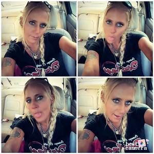 Meet your Posher, Courtney